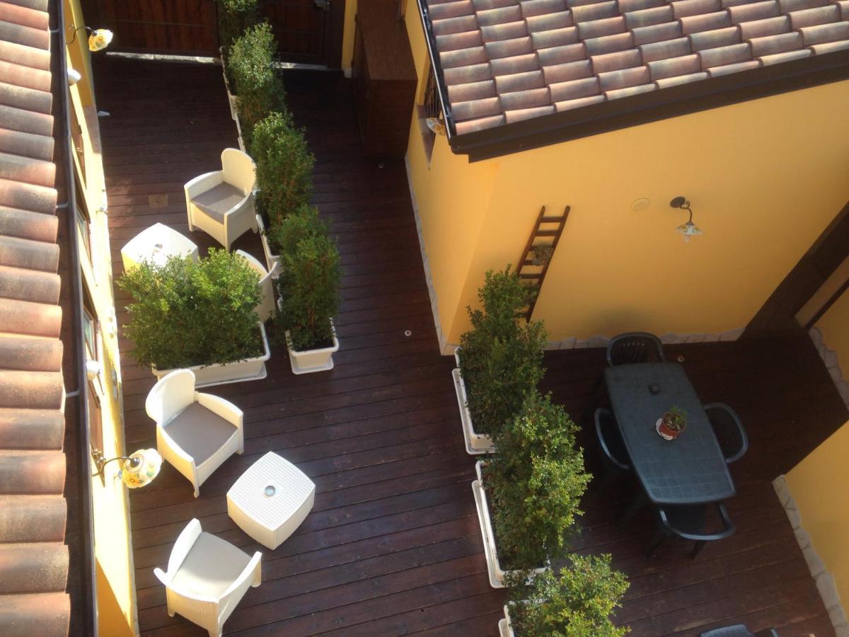 Camilla Affitta Camere Nicolosi Bagian luar foto